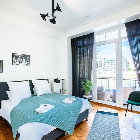 Family-Friendly Waterfront Loft, 3 Bedrooms, 130 M2 เบอร์ลิน ภายนอก รูปภาพ