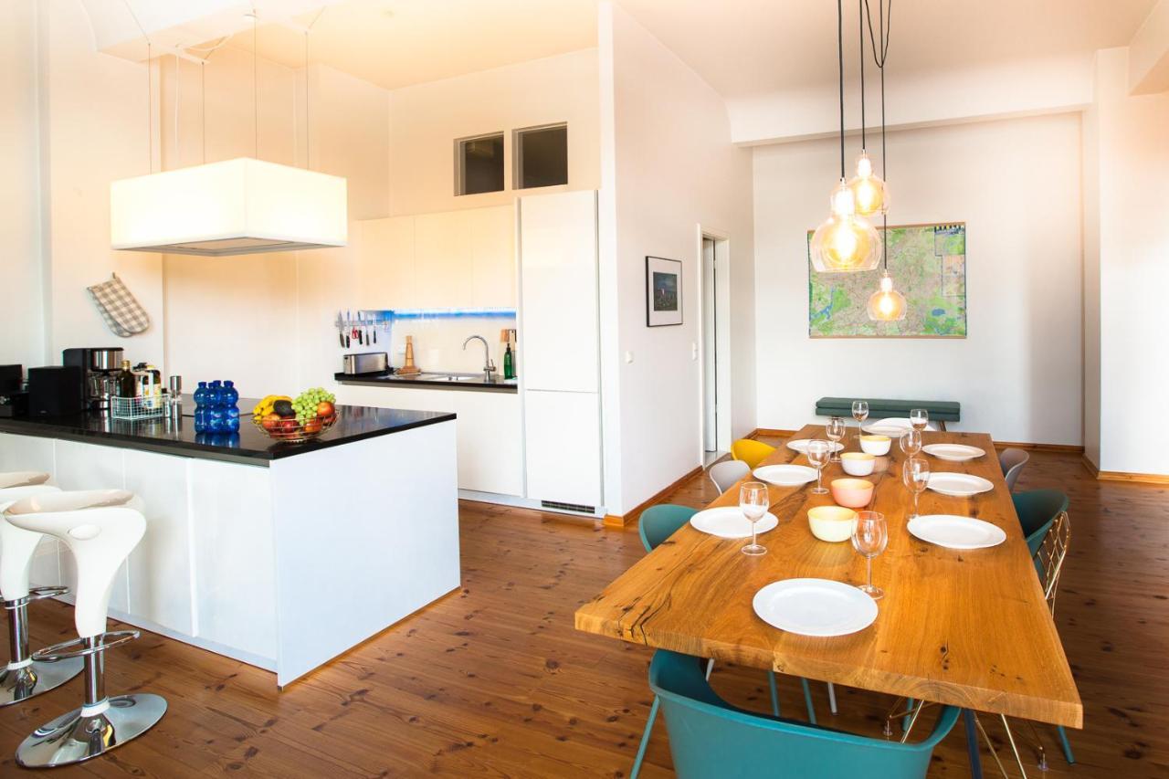 Family-Friendly Waterfront Loft, 3 Bedrooms, 130 M2 เบอร์ลิน ภายนอก รูปภาพ
